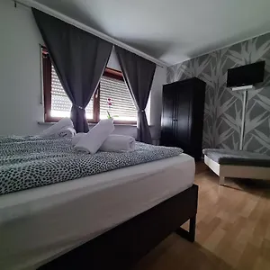 Appartement Ferienwohnung Schwetzingen